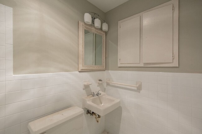 Photo - The Village at Hermitage Apartamentos