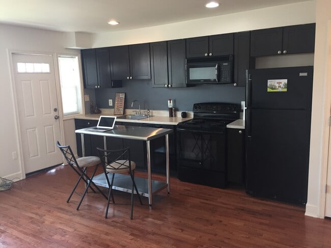 Photo - 853 19th Street Northeast Unidad 1