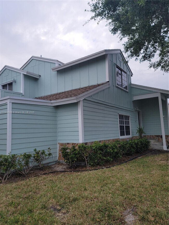 Photo - 13792 SW 149th Cir Ln