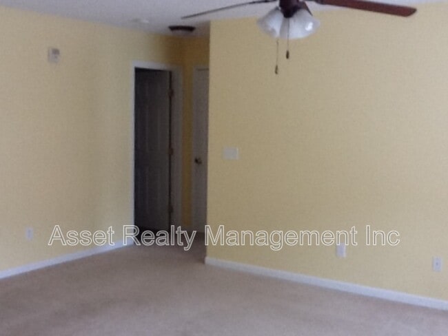 Photo - 1667 Maple View Way