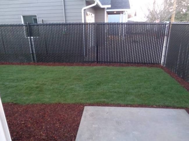 Photo - 3 Bedroom Duplex Close to Shopping and Schools!