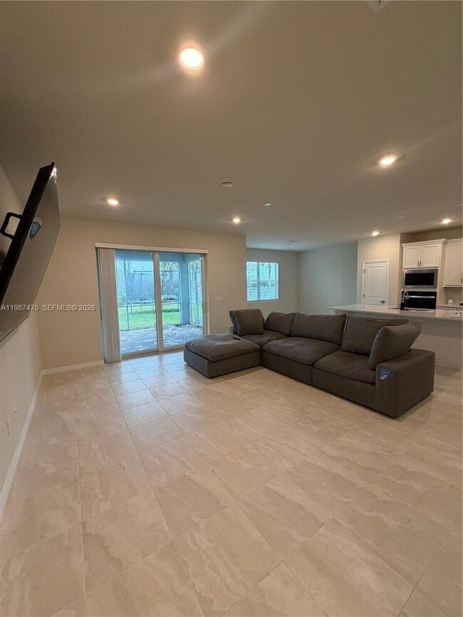 12251 SW Periwinkle Ct