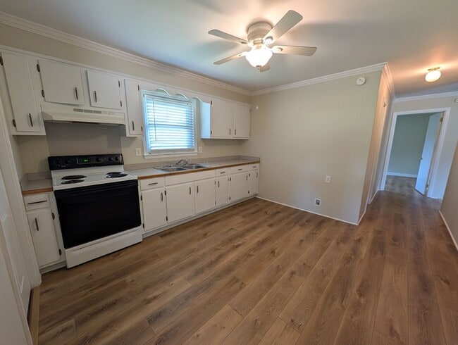 Photo - MOVE-IN READY!