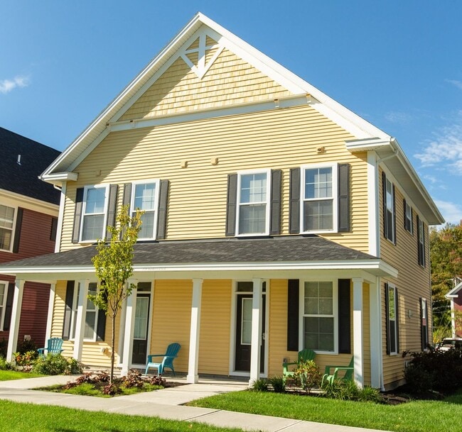 Building Photo - 228 Bayberry Cir Unit 101