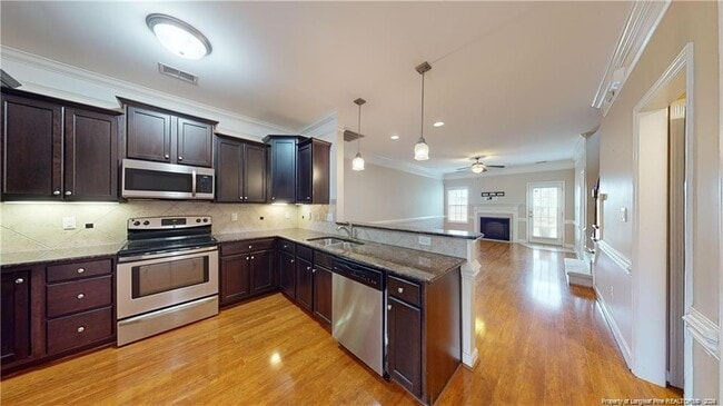 Photo - 1319 Braybrooke Pl