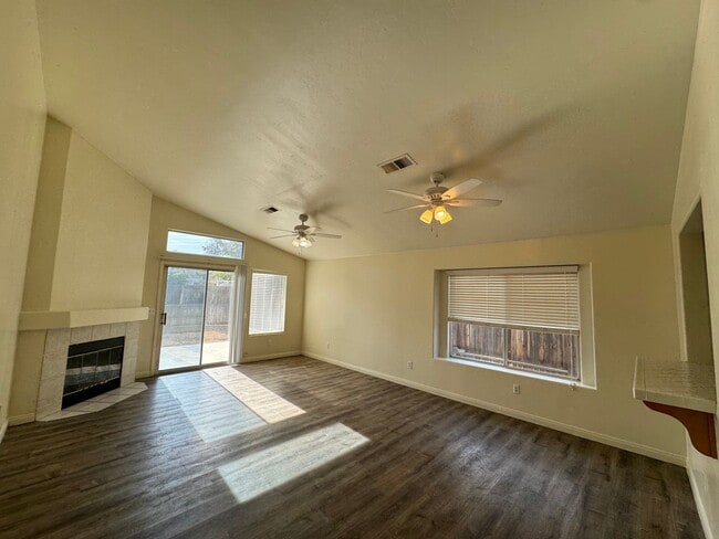 Photo - Beautiful home in Riverlakes Community