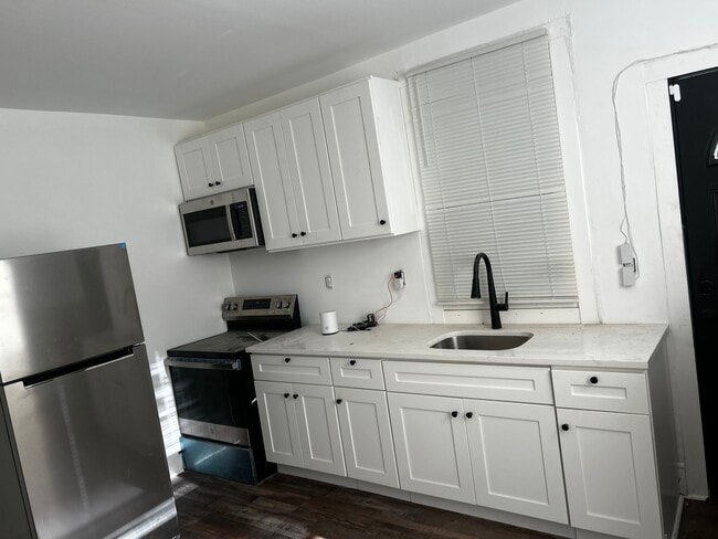 Photo - 2066 Medary Ave Unit First floor A
