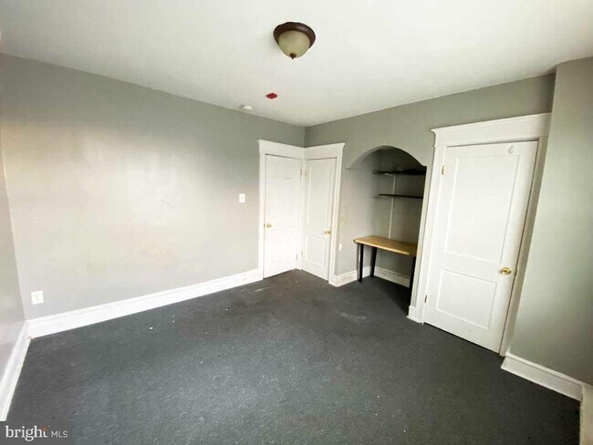 Photo - 408 E Roosevelt Blvd
