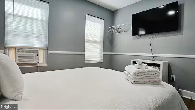 Photo - 1217 N King St