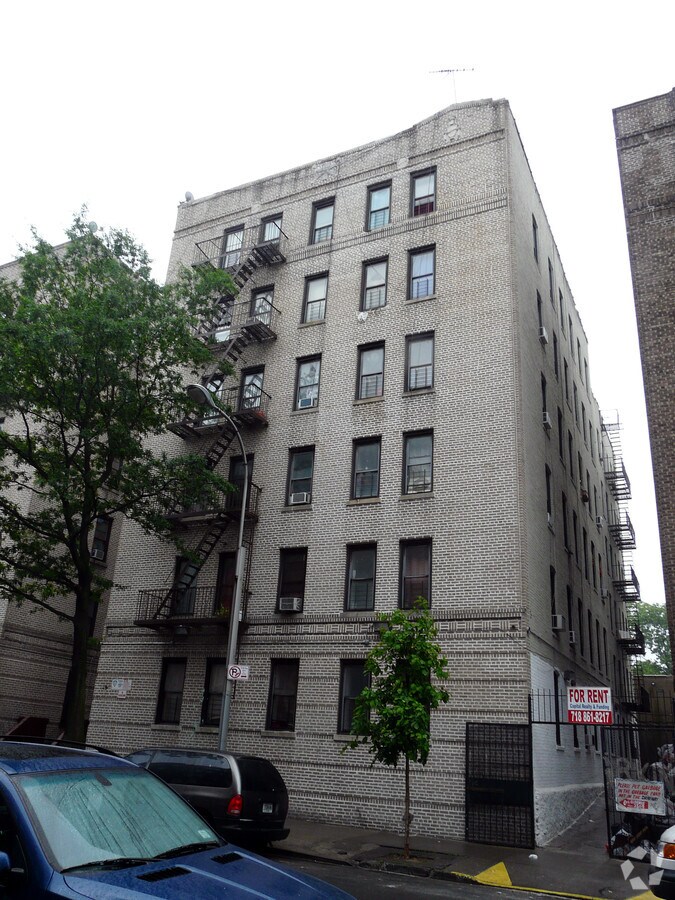 3569 Dekalb Ave - 3569 Dekalb Ave