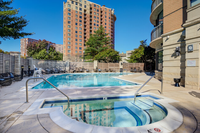 Interior Photo - Instrata Pentagon City Rental