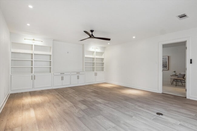 Photo - 40 River Hollow Ln