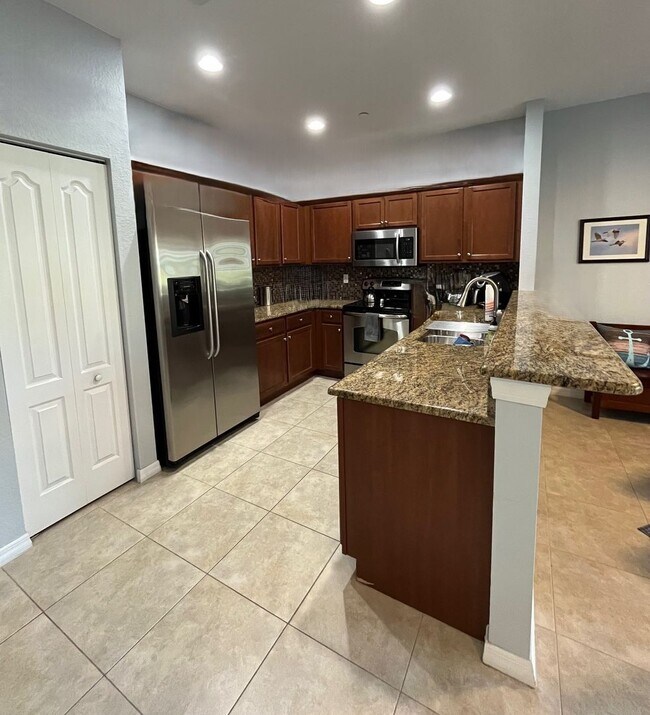 Photo - 3/2.5/1 Whitemarsh Reserve Condo