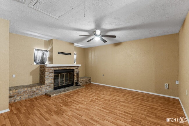 Photo - 216 Dirks Dr