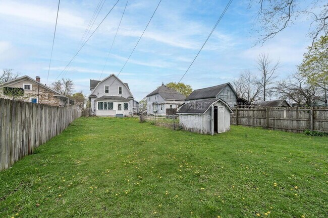 Photo - 1702 Reed St