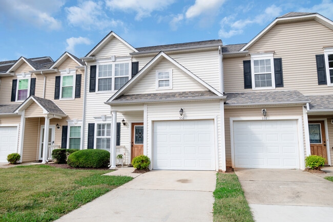 Photo - 558 Calen Ln