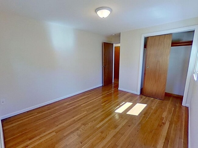 Photo - 8 Friend St Unit 4