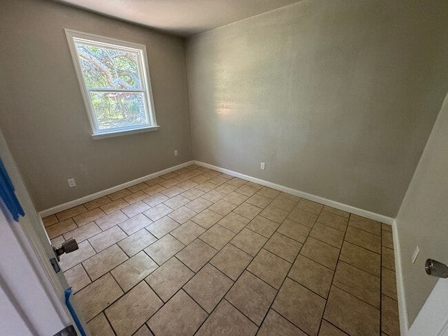 Photo - 3402 Chicago Ave