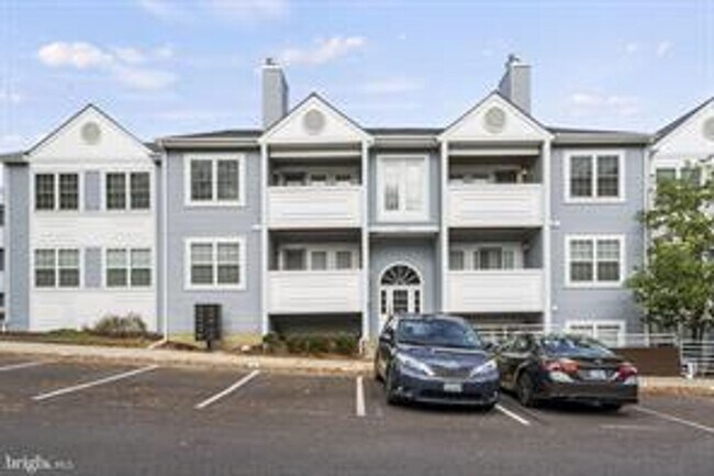Building Photo - 6425 Richmond Hwy