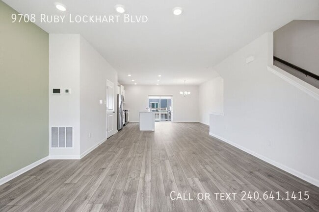 Photo - 9708 Ruby Lockhart Blvd