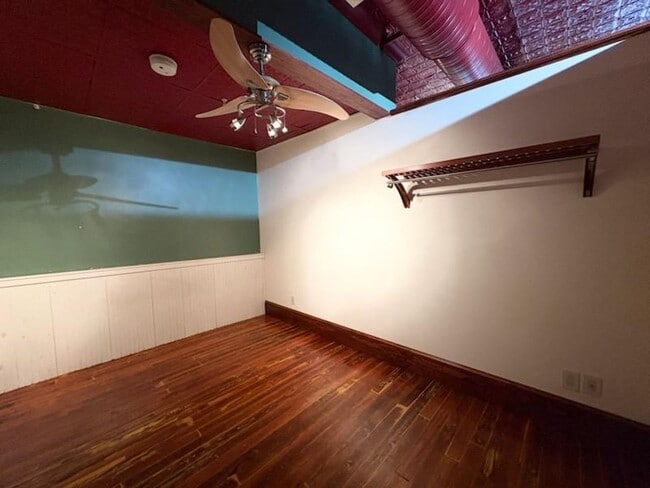 Photo - 318 N Main St Unidad A