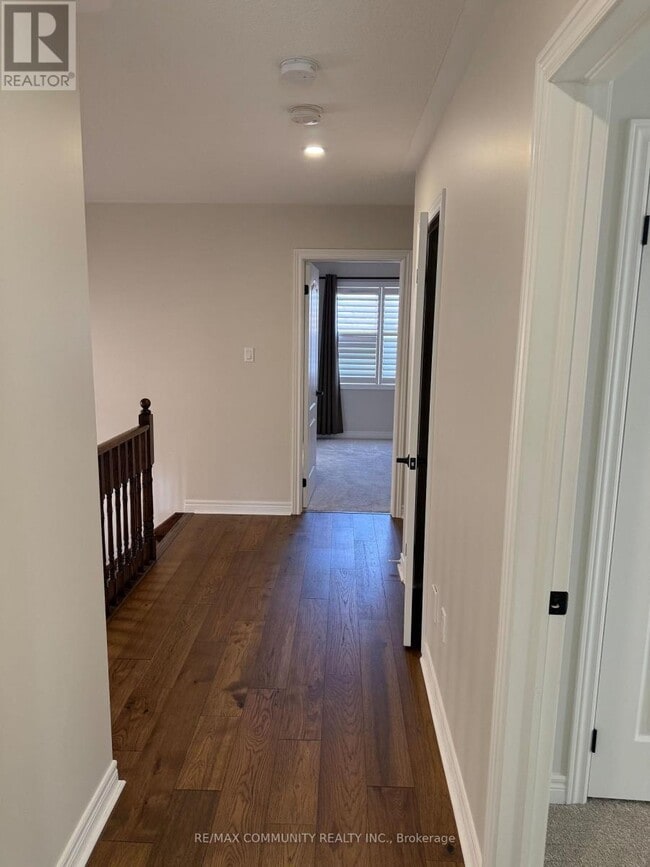 Photo - 327 Mantle Ave