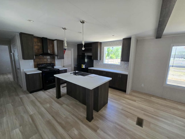 Photo - 22261 McCleskey Rd