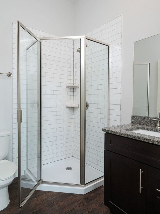 Photo - Thelma Lane - Luxury 5 Bedroom, 5 Bathroom...