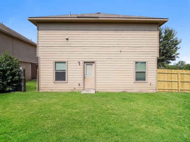 Photo - 8902 Gerald Ohara