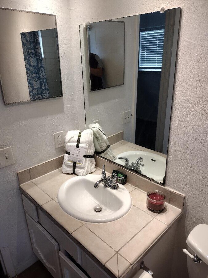Photo - 1629 Greywood Dr Unidad B