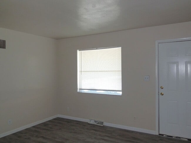 Photo - 1100 Arrowhead Dr Unit A