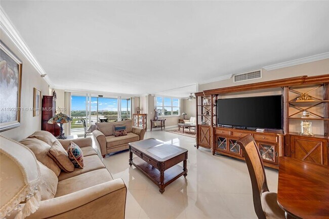 Photo - 3095 N Course Dr Unit 811