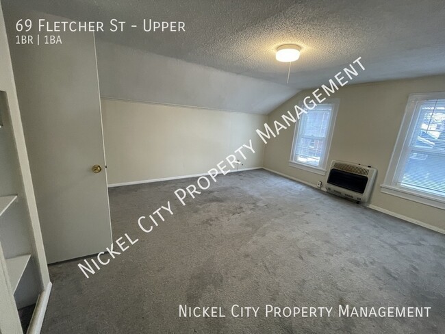 Building Photo - 69 Fletcher St Unit Upper