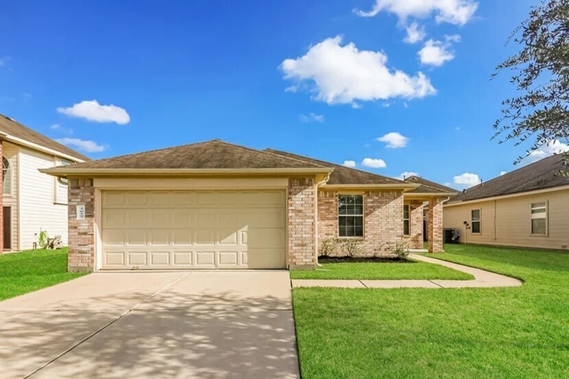 Photo - 2619 Camarilla Ln