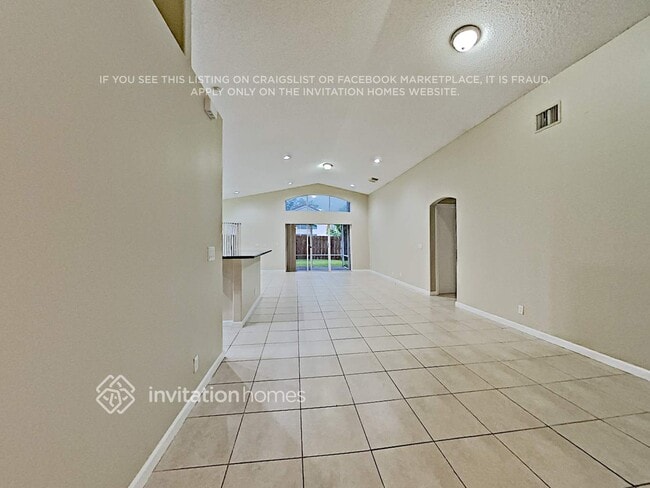 Photo - 4929 SW 33rd Ave