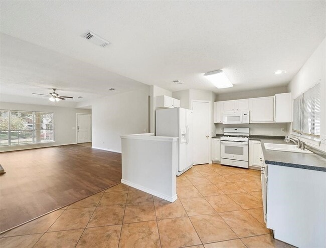 Photo - 22730 Brafferton Ln
