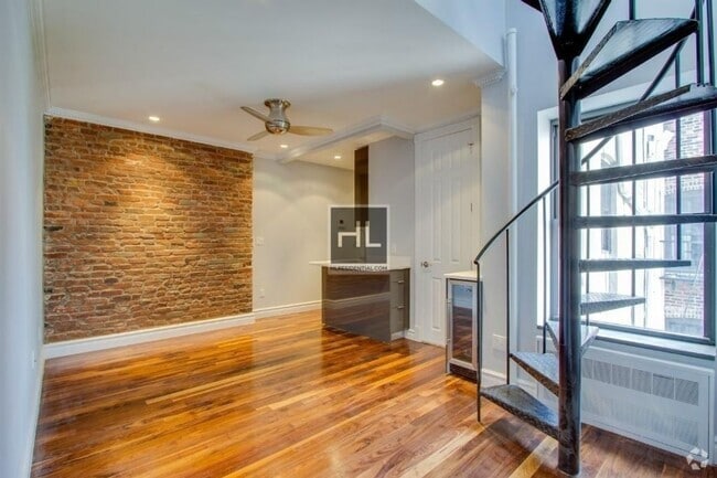 Building Photo - Lexington Avenue Rental