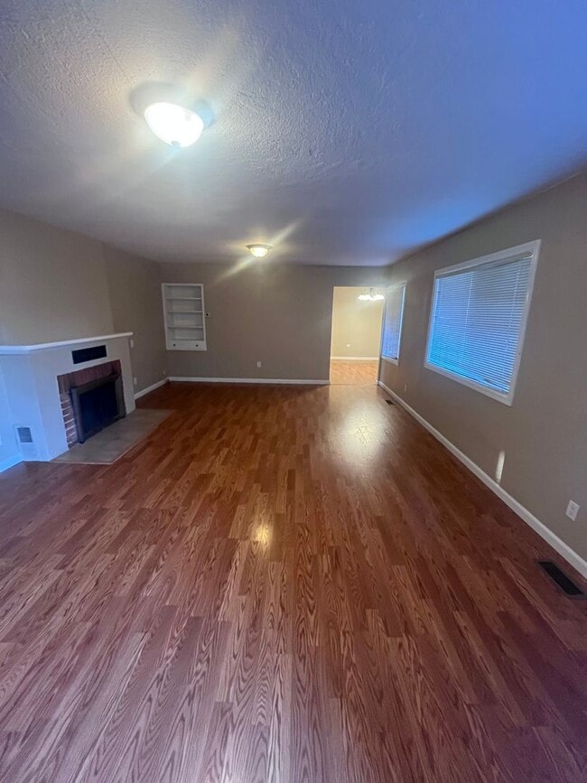 Photo - NICE HOME IN GRANITE BAY!!