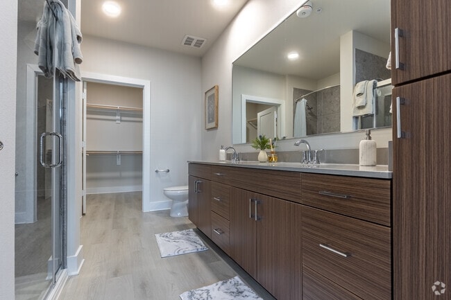 2BR, 2.5BA - 1,1130SF - Bathroom