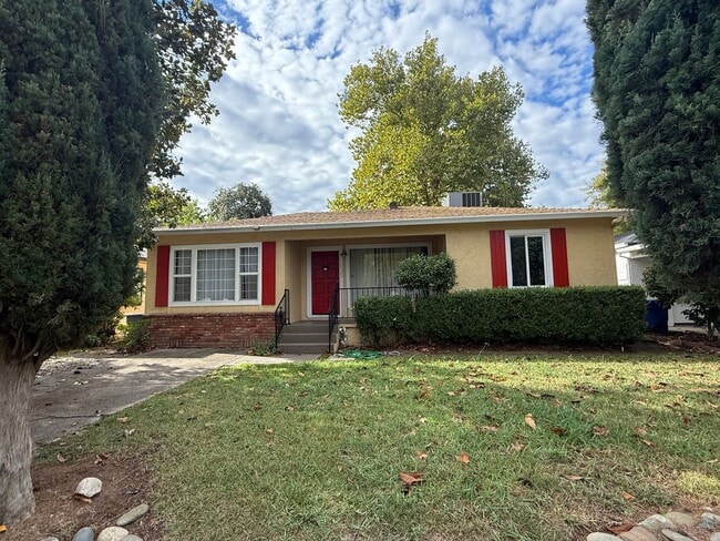 Photo - 3-bedroom, 2-bathroom home located in the ...