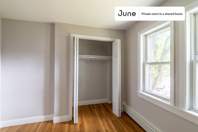 Photo - Room in Shared 5 bed/1.5 bath home Unit A