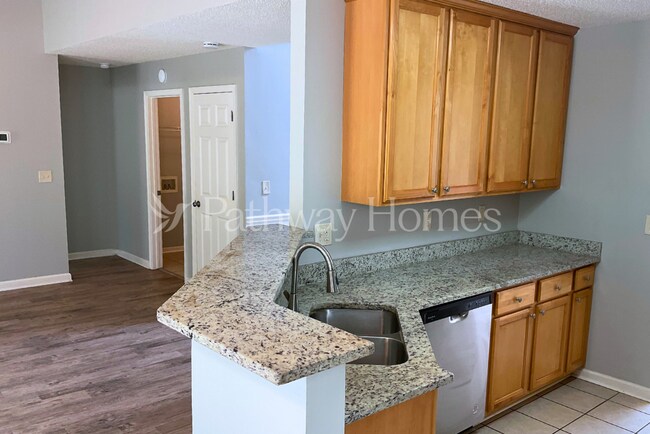 Photo - 229 Deodar Ln