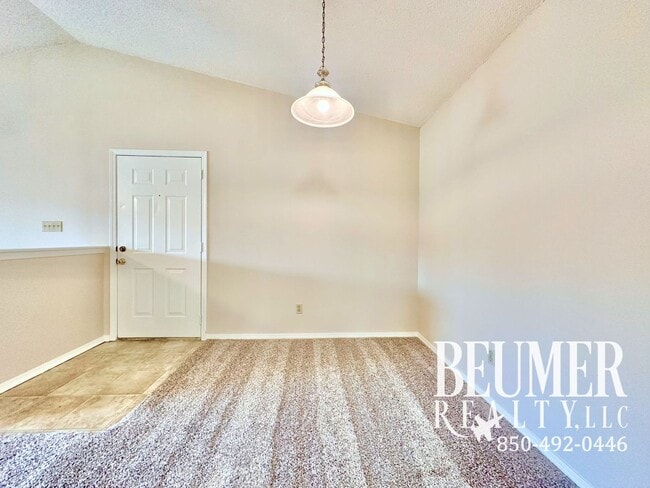 Photo - 2bd/2ba Condo in Prime Location on Scenic Highway