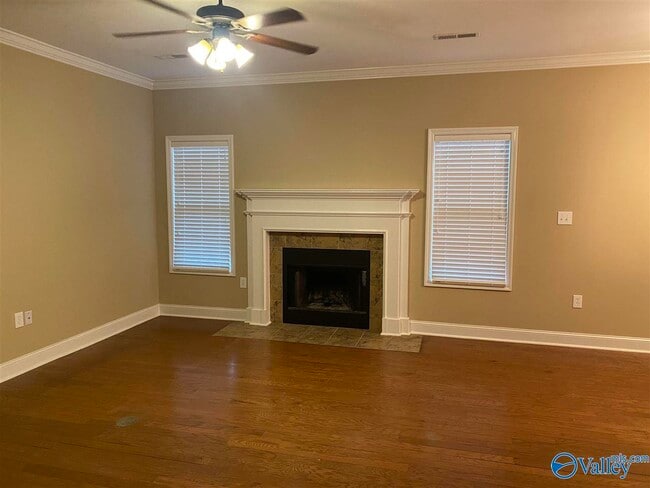 Photo - 105 Riparian Ct