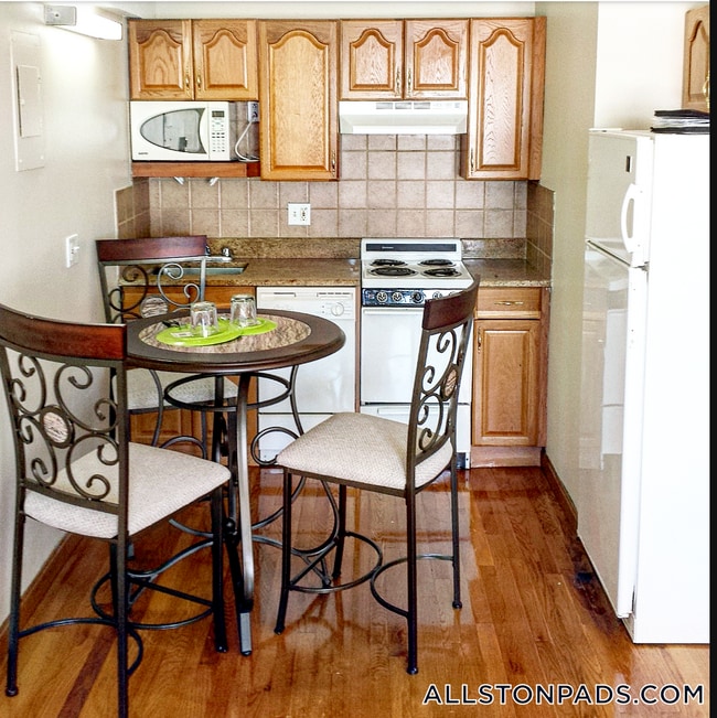 Photo - 1110 Commonwealth Ave Unit 301