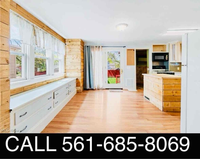 Photo - 1028 Kling St