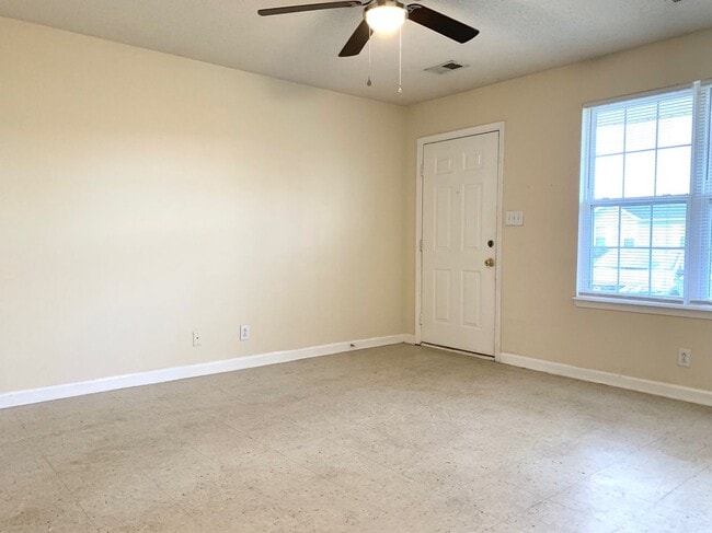 Photo - 1113 Keith Ave