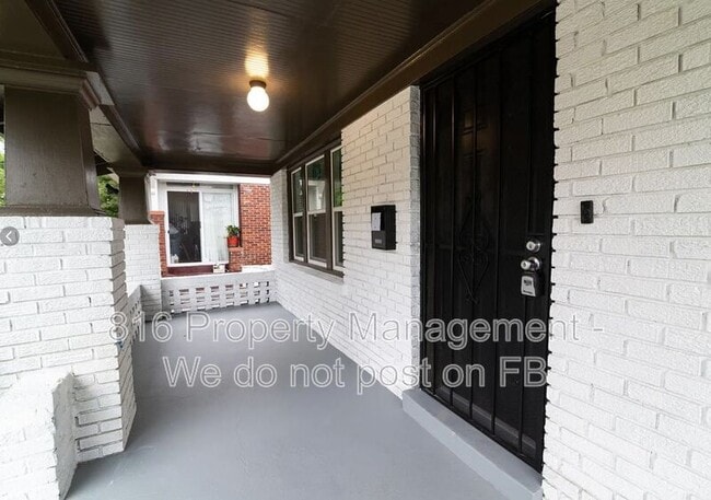 Photo - 5815 Euclid Ave E