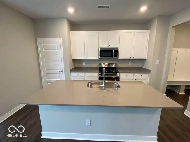 Photo - 17131 Seaboard Pl