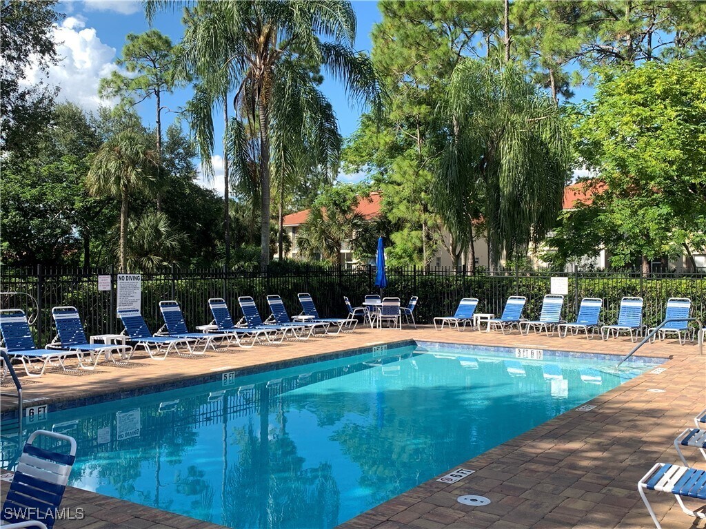 Photo - 230 Robin Hood Cir Unit 102